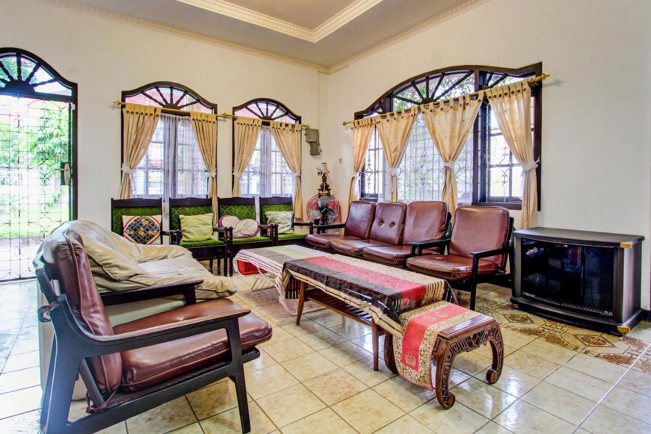 Spot On 92623 Mw 46 Guesthouse Pakualaman Esterno foto