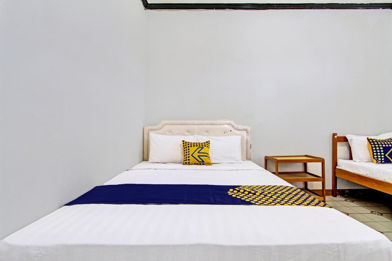 Spot On 92623 Mw 46 Guesthouse Pakualaman Esterno foto